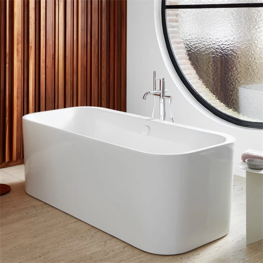 Duravit Happy D.2 Plus térben álló fehér akril kád 1800*800*600mm, fehér előlappal, állvánnyal, lefolyó középen