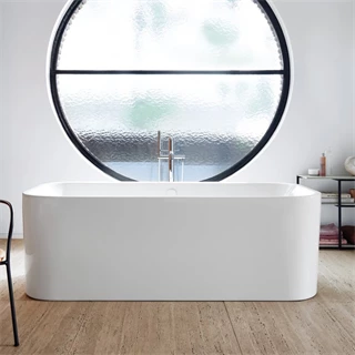 Duravit Happy D.2 Plus térben álló fehér akril kád 1800*800*600mm, fehér előlappal, állvánnyal, lefolyó középen