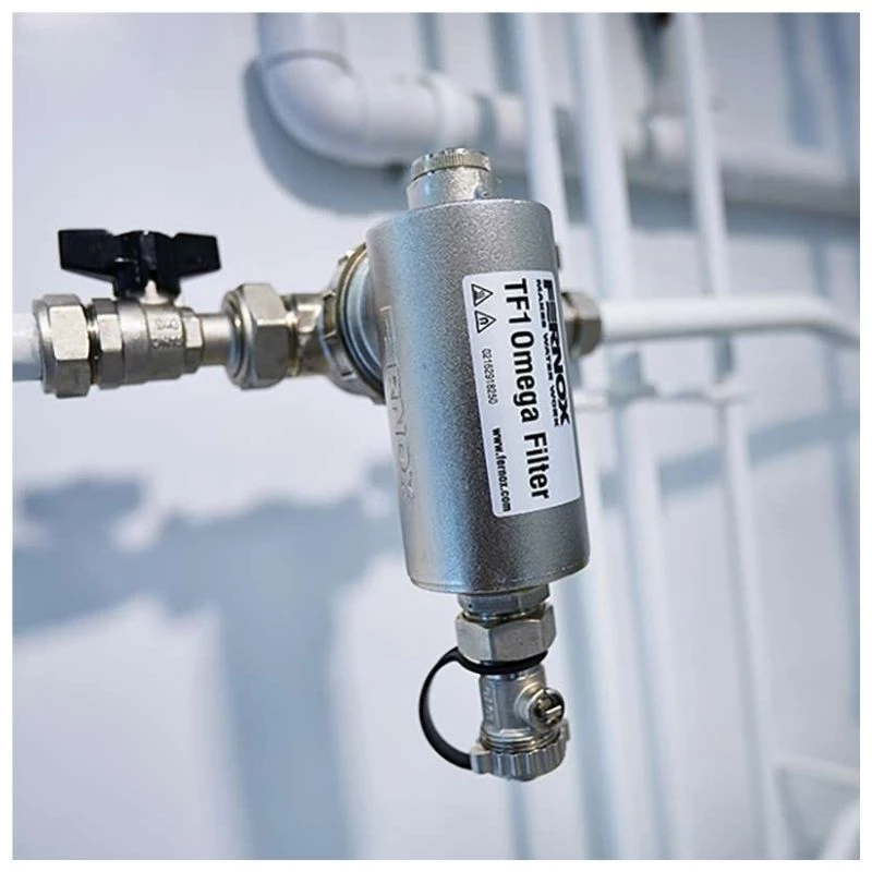 Fernox Omega Filter TF1 1" mágneses iszapleválasztó