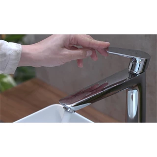 Hansgrohe Talis E egykaros mosdócsaptelep 240 automata lefolyó-garnitúrával, króm