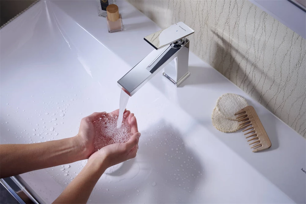 Hansgrohe Tecturis E egykaros mosdócsaptelep 110, lefolyógarnitúra nélkül króm