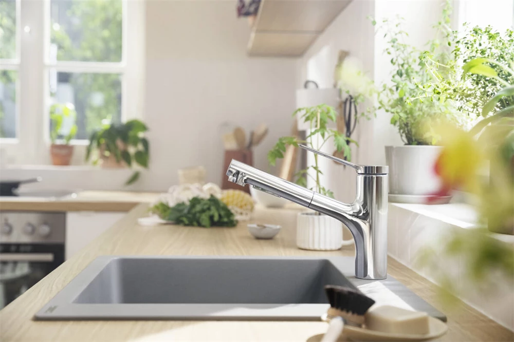 Hansgrohe Zesis M33 egykaros konyhai csaptelep 150, fém kihúzható zuhanyfejjel, 2jet króm
