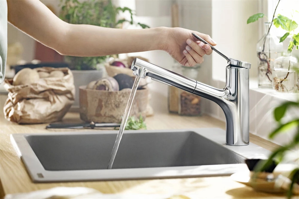 Hansgrohe Zesis M33 egykaros konyhai csaptelep 150, fém kihúzható zuhanyfejjel, 2jet króm