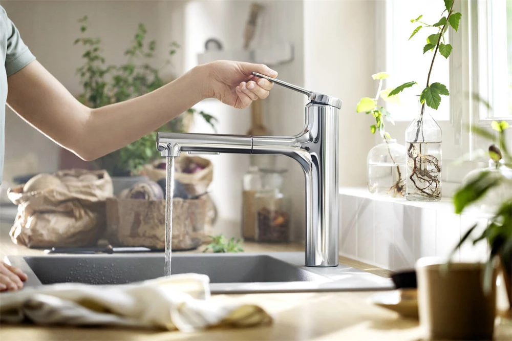 Hansgrohe Zesis M33 egykaros konyhai csaptelep 160, fém kihúzható zuhanyfejjel, 2jet króm