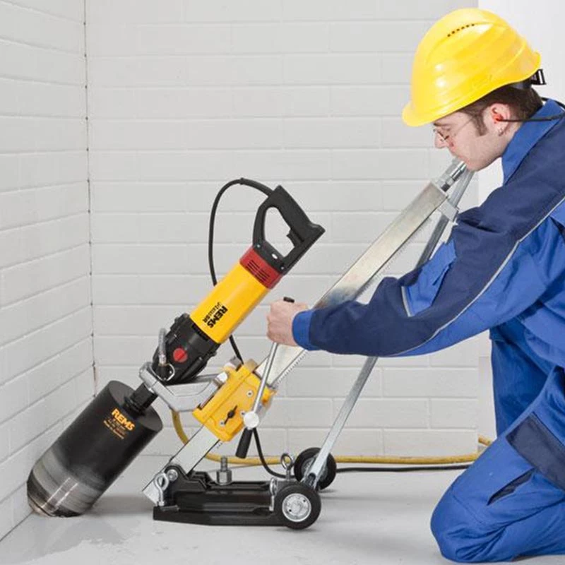 Rems Picus SR Set Titan elektromos gyémánt-magfúrógép fúróállvánnyal