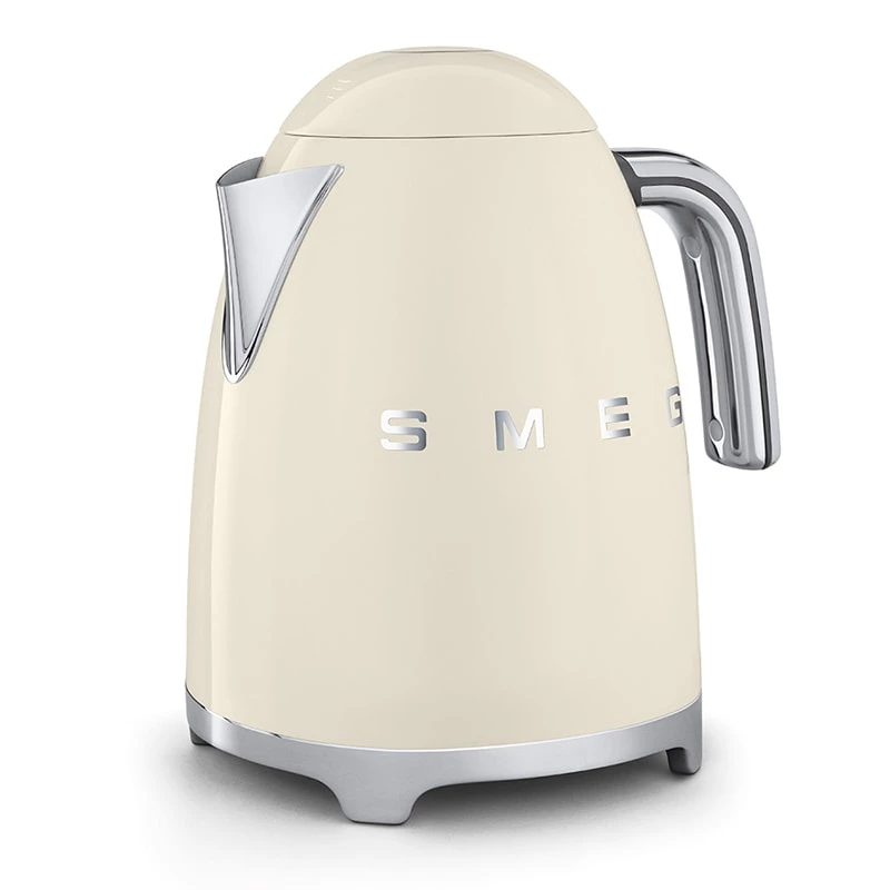 Smeg retro vízforraló, 1,7 liter, 2400 W, bézs