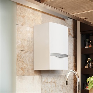 Vaillant ecoTEC Plus VU 486/5-5 (H-INT II) kondenzációs fali fűtő gázkazán