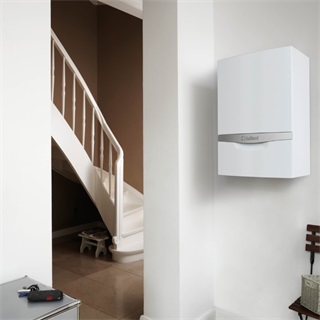 Vaillant ecoTEC Plus VU 486/5-5 (H-INT II) kondenzációs fali fűtő gázkazán