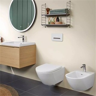 Villeroy&Boch Subway 3.0 perem nélkül mélyöbl. fali WC, TwistFlush, hátsós, White Alpin AntiBac CeramicPl, 370*560