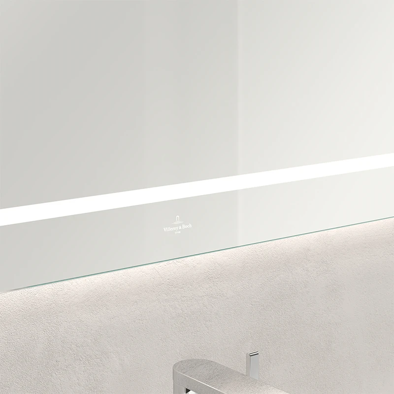 Villeroy Finion tükör Led-világítással, 1000x750x45 mm világítással