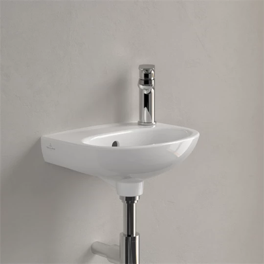 Villeroy O.Novo kézmosó 360x275 mm, túlfolyóval, csaplyukfurat könnyítések mindkét oldalon