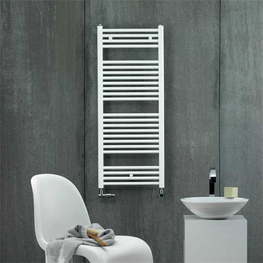 Zehnder Aura törölközőszárító radiátor egyenes, fehér, 500x1217 mm, 512 W, kötéstáv 450 mm